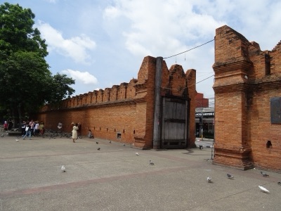 Tha Phae Gate, the eastern gate of the old city of Chiang Mai, built of red brick with a Lanna-style roof
