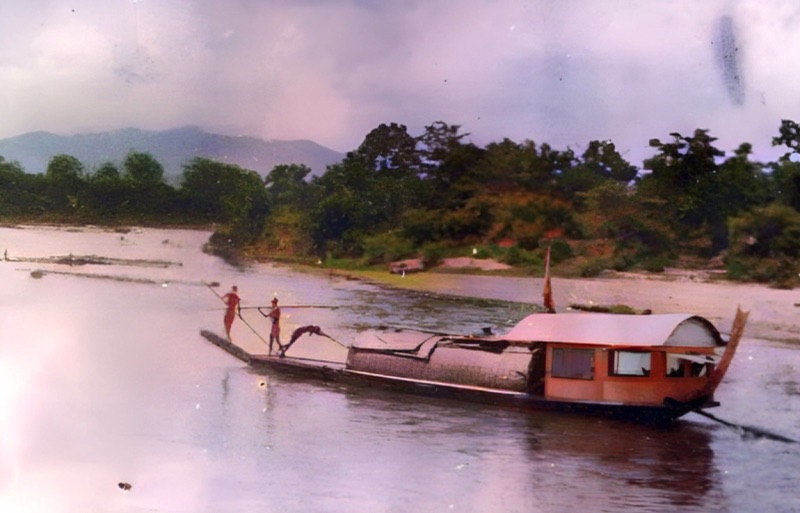 เรือหางแมงป่องบนแม่น้ำปิง
